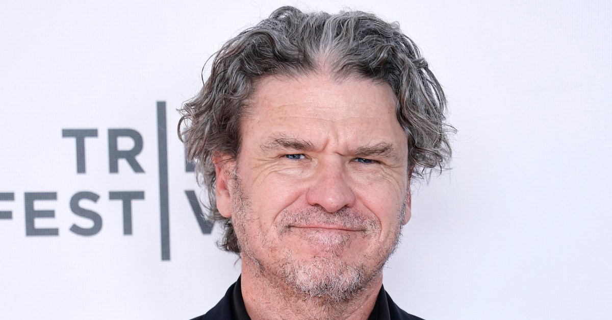 Imagem de capa do artigo: Dave Eggers disse à equipe da OpenAI que ChatGPT estava ‘silenciando uma geração inteira’