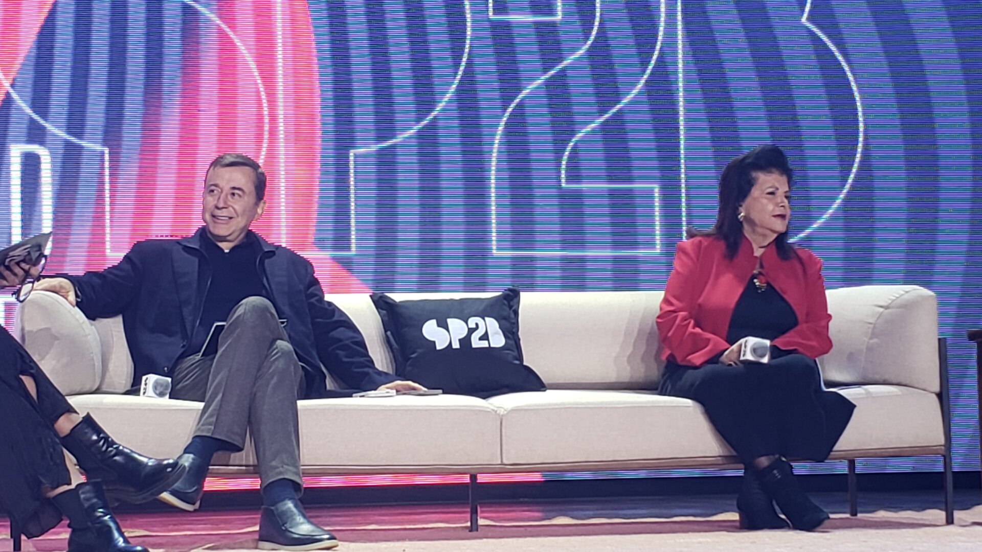 Imagem do artigo: Humano é preponderante na era da IA, diz Luiza Trajano